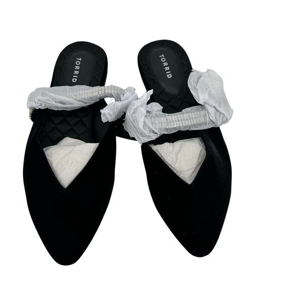 NEW Torrid Velvet Black and Silver Rhinestones Mules Pointed Toe Size 9 WW wide - Picture 2 of 7